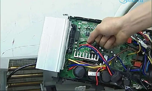 新密美的空调电话是多少